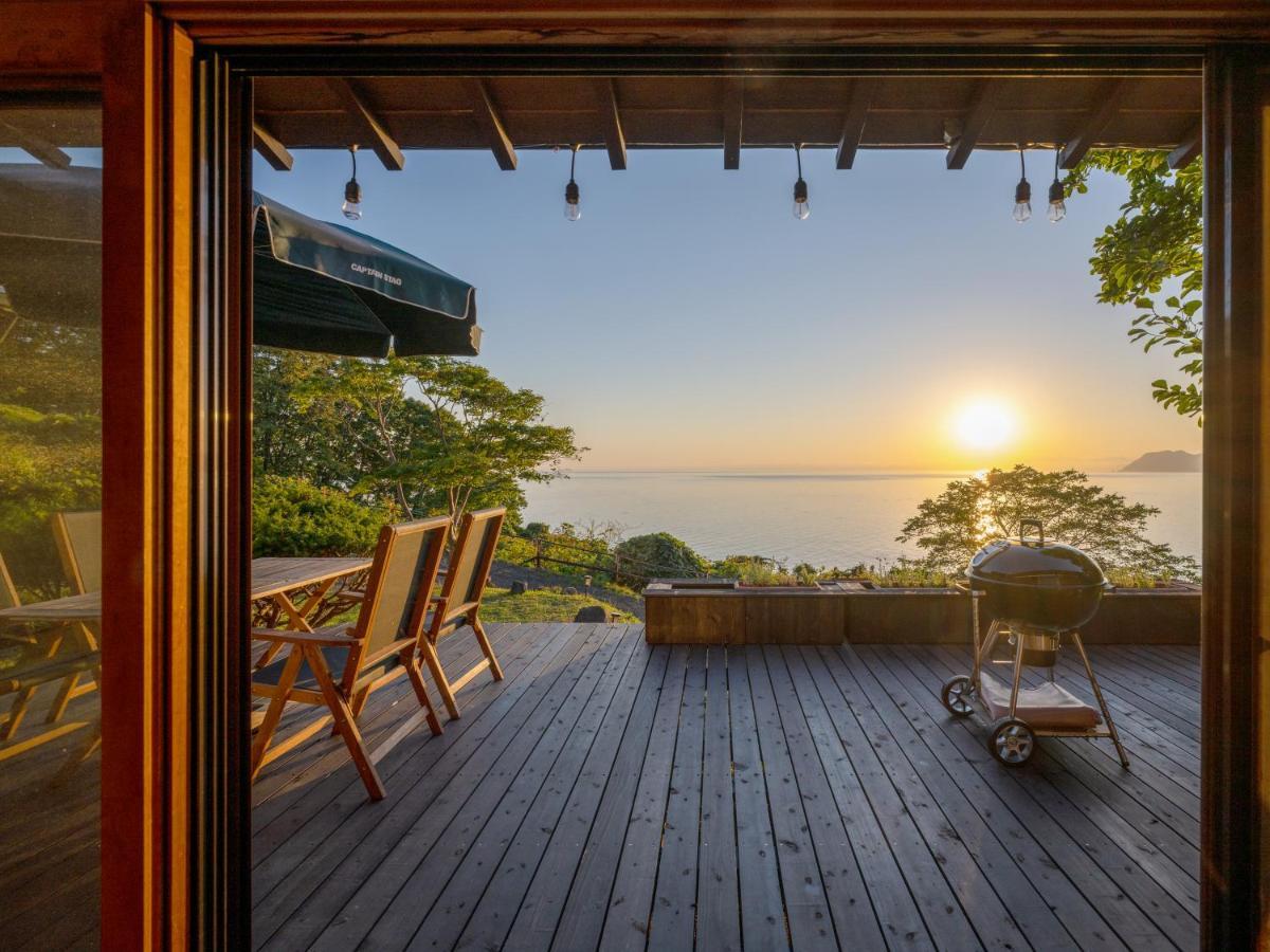 Toya Cliff House *